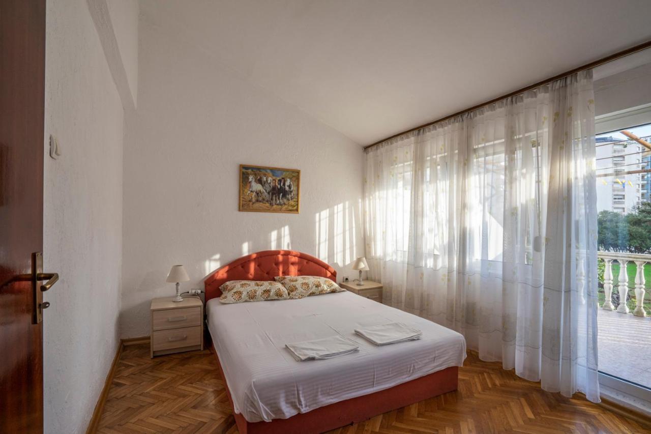 Nada Golden Rose House Holiday home